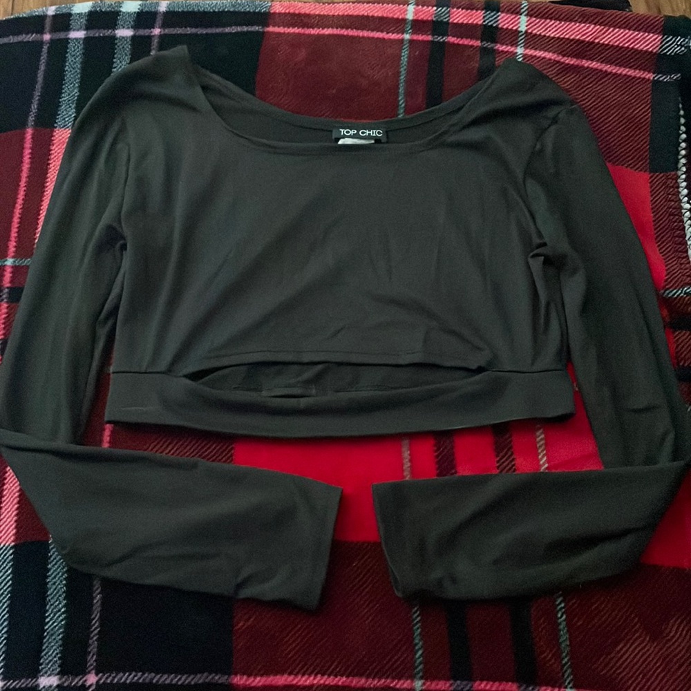 Long sleeve crop top
